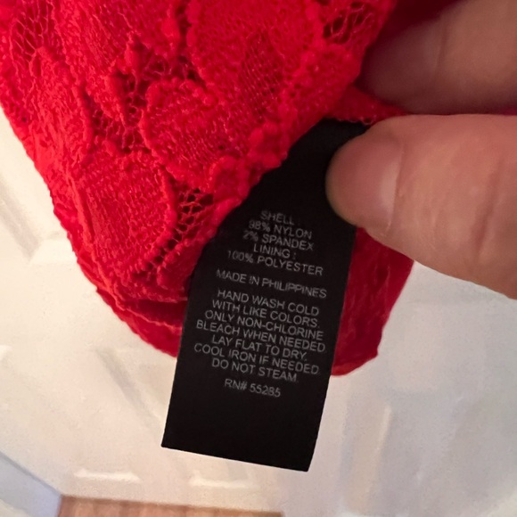 Express Red lace cut out dress - Picture 6 of 6